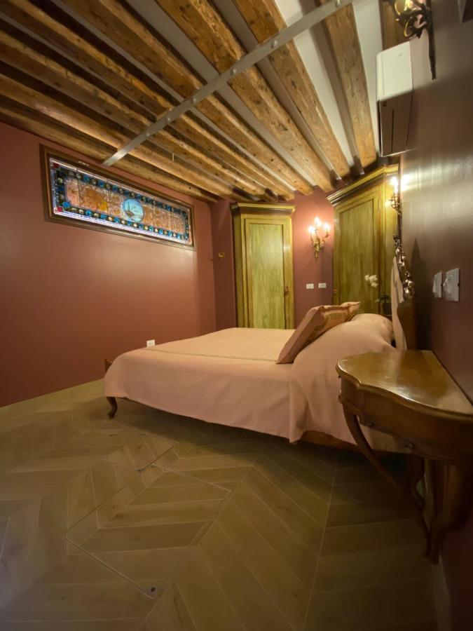 Dimora Contarini Charm Apartment On Grand Canal Венеция Екстериор снимка